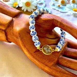 Boho Blue White Porcelain Bead With Pressed Flower Charm Bracelet